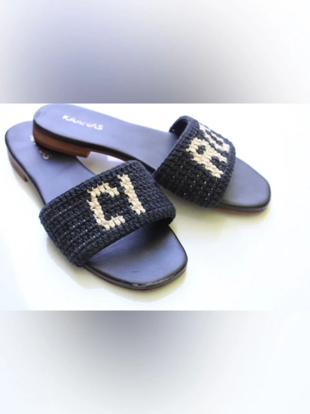 Kaanas Serin Ciao sandals